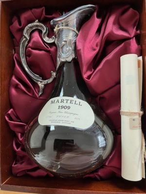 Cognac Martell 1909 1,0 Liter Claret Kristall-Decanter - Einzelstück Cognac Martell 1909 1,0 Liter Claret Kristall-Decanter - Einzelstück